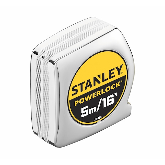 STANLEY 0-33-158 rolmaat met chroom afwerking, PowerLock logo, 5m/16’ lengte, schuine hoek op witte achtergrond.