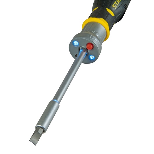 STANLEY FMHT0-62689 schroevendraaier met LED-verlichting, zwart en geel handvat, vooraanzicht op witte achtergrond.