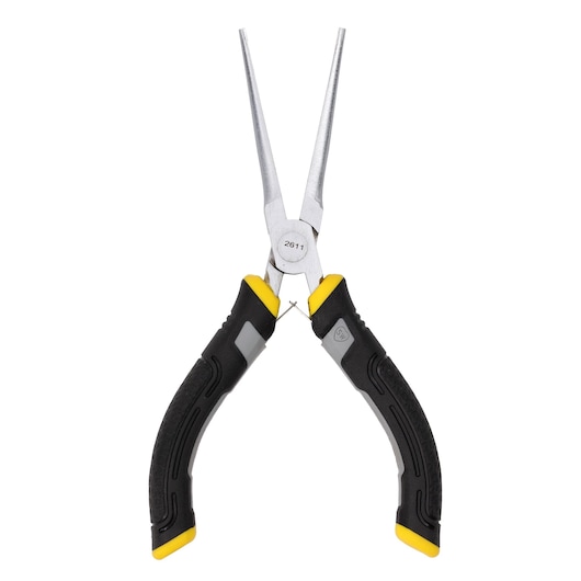 Pince à bec long Stanley avec poignées noires et jaunes, utilisée pour saisir et plier des fils.