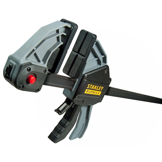 STANLEY FMHT0-83240 serre-joint à gâchette, gris et noir, vue latérale sur fond blanc.