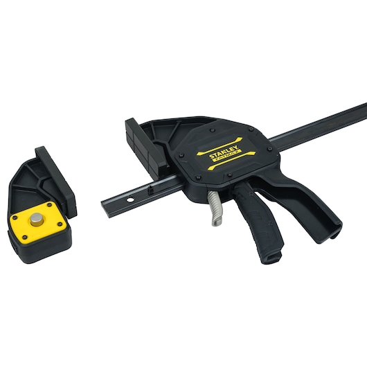 STANLEY FMHT0-83242 serre-joint à une main noir avec logo jaune et mâchoire amovible, vue latérale.