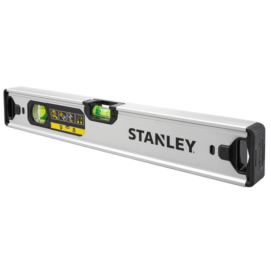 STANLEY FMHT43671-1 box beam waterpas met zilverkleurige behuizing, zwarte eindkappen en grote horizontale libel, schuine hoek.