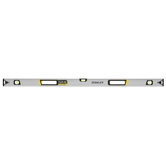 STANLEY FMHT43676-1 niveau à bulle, argenté avec accents noirs et jaunes, angle avant sur fond blanc.
