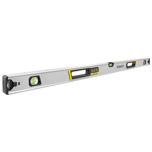 STANLEY FMHT43676-1 waterpas met aluminium behuizing, drie libellen, gele accenten, hoekaanzicht op witte achtergrond.