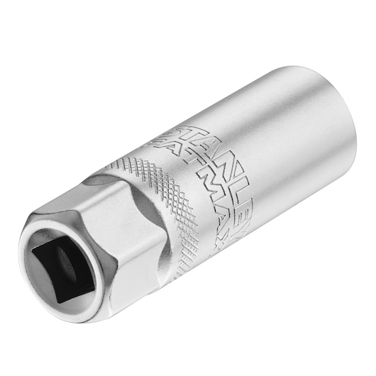 STANLEY FMMT17225-0 zilveren dopsleutel, schuine aanzicht, gekartelde grip, fotografie op witte achtergrond.