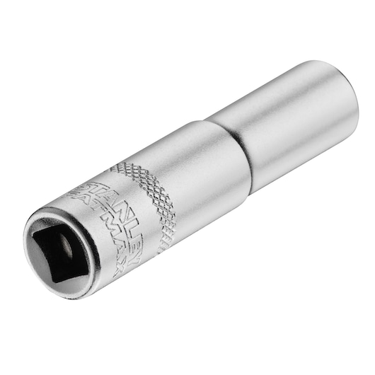 STANLEY FMMT17337-0 barre d’extension chromée avec prise moletée, vue en angle sur fond blanc.