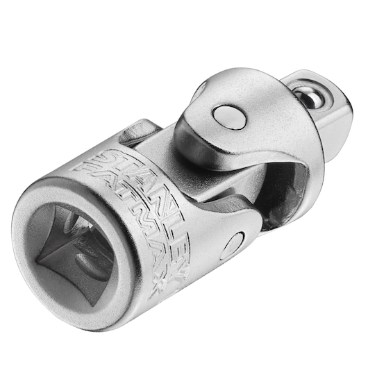 Accessoire à joint universel chromé STANLEY FMMT18008-0, vue rapprochée sur fond blanc.