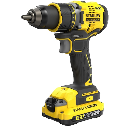 Photo de la perceuse-visseuse sans fil STANLEY SFMCD720D2K, jaune et noire, vue de biais à droite sur fond blanc.