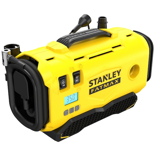 STANLEY SFMCE520B draagbare compressor, geel met zwart, zijaanzicht, met bedieningspaneel, handvat en digitaal display.