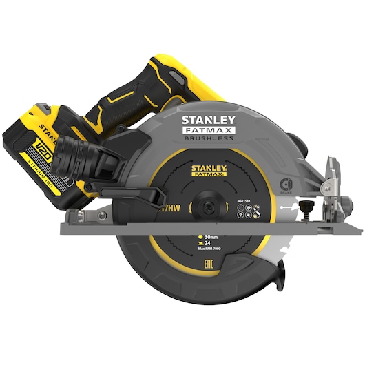 STANLEY SFMCS551M1T snoerloze cirkelzaag, zijaanzicht, zwart met geel, borstelloze motor en V20 accu.