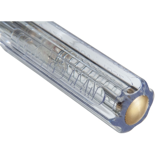 STANLEY STHT0-62685 manche de tournevis gros plan, plastique transparent avec embout en laiton, angle studio.