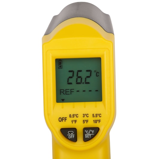STANLEY STHT0-77365 thermomètre infrarouge numérique, vue de face, corps jaune, écran affichant 26,2°C.