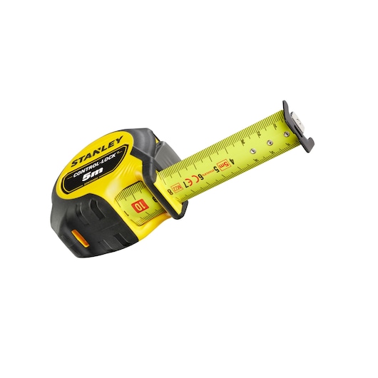 STANLEY STHT37231 rolmaat, geel en zwart, 5m Control-Lock model, schuine productfoto op witte achtergrond.