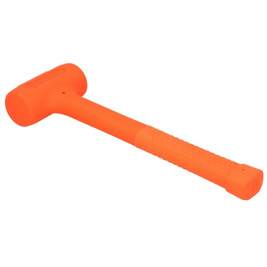 Marteau anti-rebond orange STANLEY STHT57530-0 avec poignée texturée, vue en angle sur fond blanc.