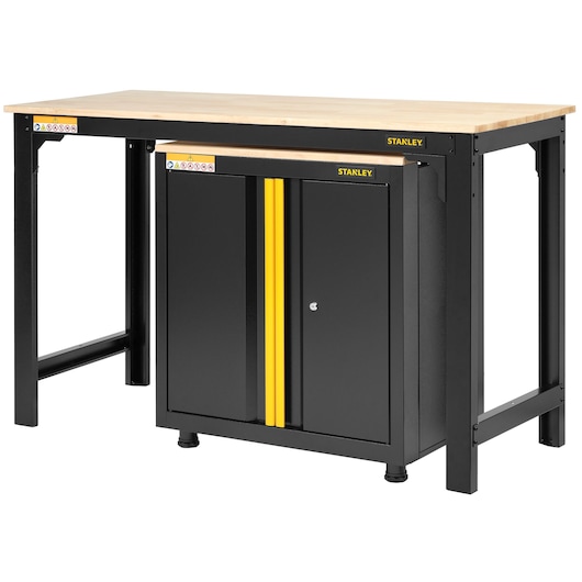 STANLEY STST97998-1 werkbank met houten blad en zwarte metalen kast, vooraanzicht op witte achtergrond.
