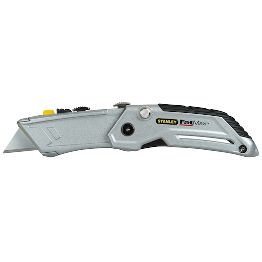 STANLEY XTHT0-10502 vouwbare stanleymes, zilver met zwarte grip, zijaanzicht op witte achtergrond.