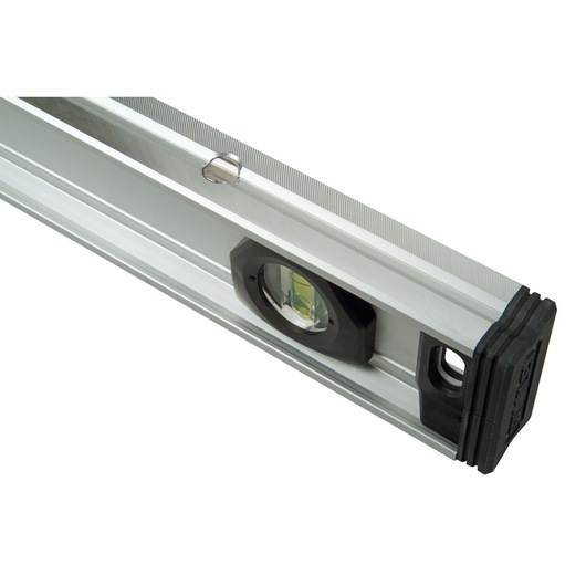 STANLEY XTHT1-42132 aluminium waterpas close-up met zwarte eindkappen, fotografieproduct.