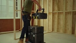 Video FATMAX PRO-STACK I Boîte à Outils Poignée Longue